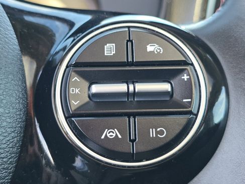 Used 2023 Kia Soul GT-Line image 33