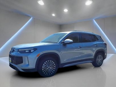 New 2025 Volkswagen Tiguan S