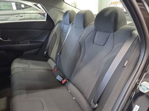 New 2026 Hyundai Elantra SE FWD image 14