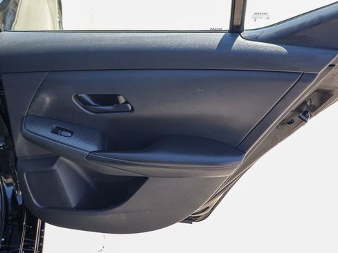 Used 2024 Nissan Sentra SV FWD image 18