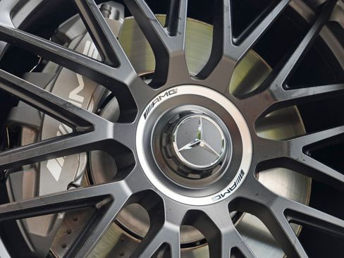 Used 2025 Mercedes-Benz AMG GT 43 image 65