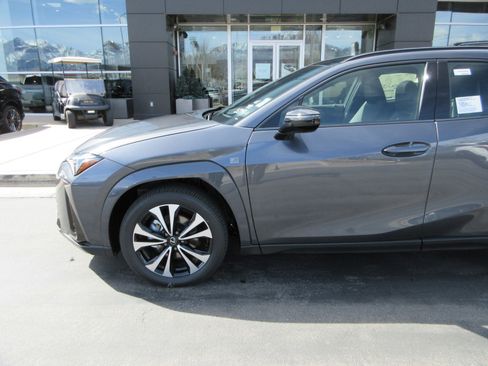 New 2025 Lexus UX 300h AWD image 2