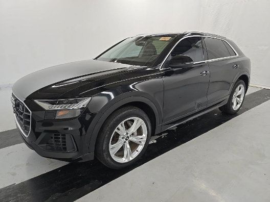 Used 2023 Audi Q8 Premium Plus w/ Premium Plus Package AWD/4WD image 2