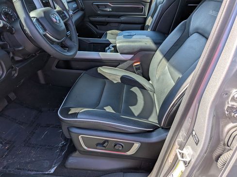 Used 2025 RAM 1500 Laramie w/ Sport Appearance Package image 13