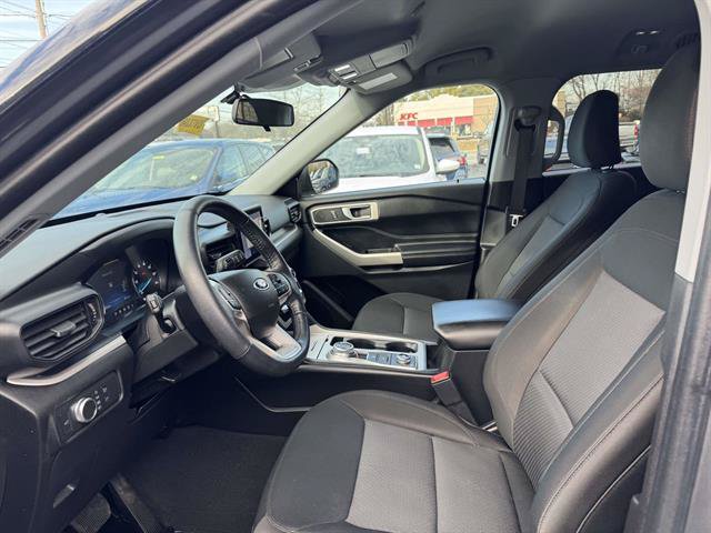 Used 2022 Ford Explorer XLT AWD/4WD image 29