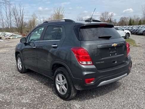 Used 2018 Chevrolet Trax LT w/ LT Convenience Package AWD/4WD image 2