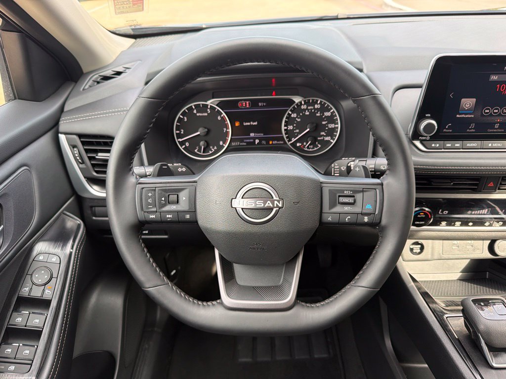 Used 2026 Nissan Rogue SV FWD image 21