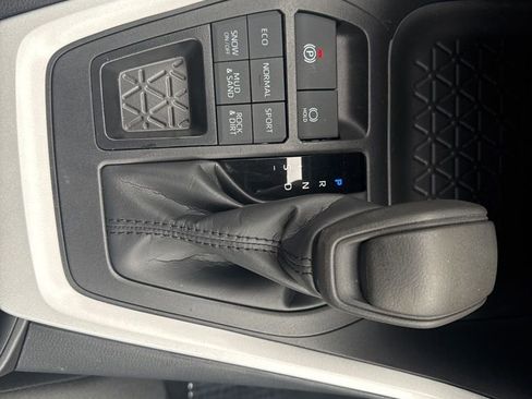 Used 2025 Toyota RAV4 LE image 14