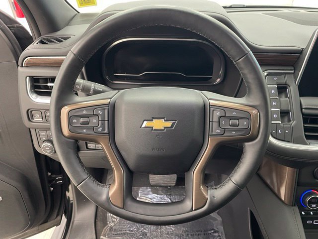Used 2024 Chevrolet Tahoe High Country AWD/4WD image 13