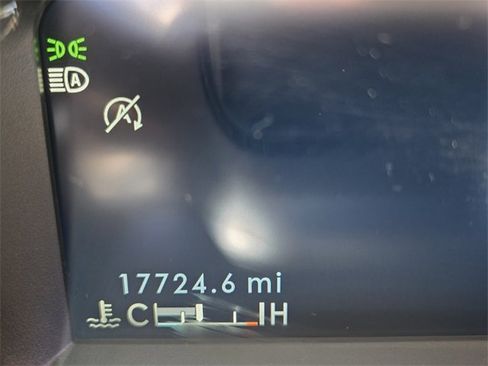 Used 2023 Lincoln Corsair FWD image 24