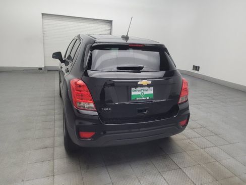 Used 2020 Chevrolet Trax LS w/ Tint and Cruise Package FWD image 6