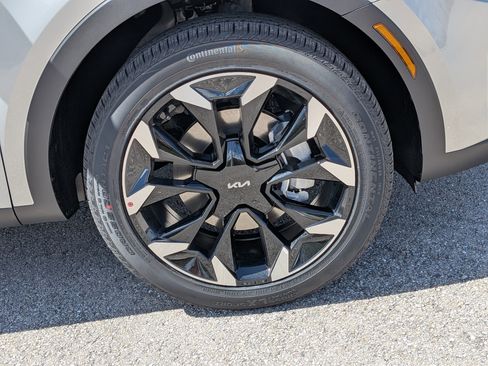 New 2026 Kia Sorento EX FWD image 11