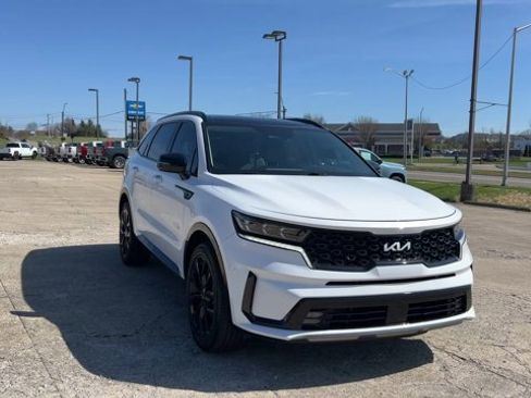 Used 2022 Kia Sorento SX image 3