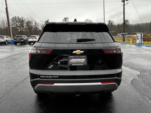 New 2026 Chevrolet Equinox LT image 23