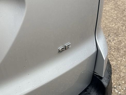 Used 2021 Ford EcoSport SE w/ SE Convenience Package image 19