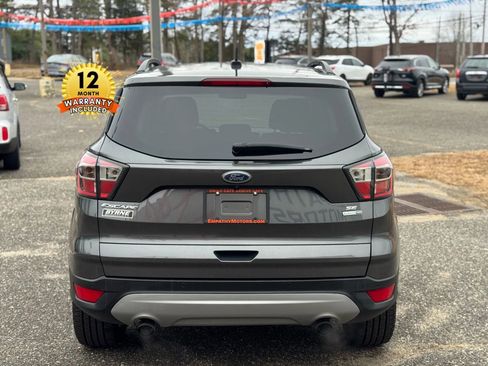 Used 2017 Ford Escape SE w/ Equipment Group 201A image 7