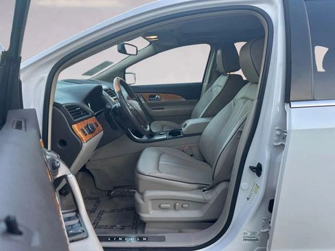 Used 2015 Lincoln MKX FWD w/ Equipment Group 102A image 9