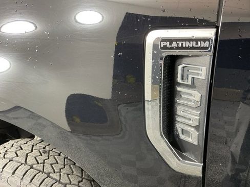 Used 2017 Ford F350 Platinum w/ Platinum Ultimate Package image 10