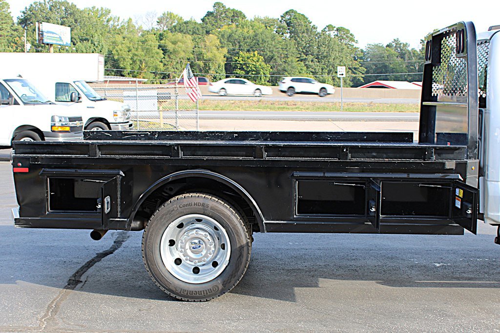 Used 2023 Ford F550 4x4 Regular Cab Super Duty image 11