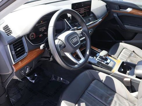 Used 2023 Audi Q5 2.0T Premium Plus w/ Premium Plus Package AWD/4WD image 14