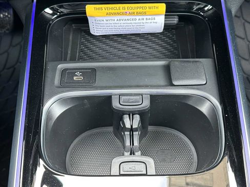 New 2026 Mercedes-Benz GLB 250 4MATIC image 30