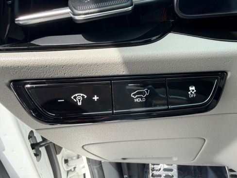 Used 2024 Kia Niro Wave w/ Wave Preserve Package FWD image 18
