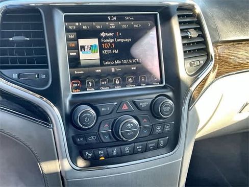 Used 2018 Jeep Grand Cherokee Summit image 18