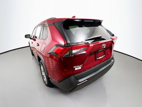 Used 2025 Toyota RAV4 LE AWD/4WD image 8