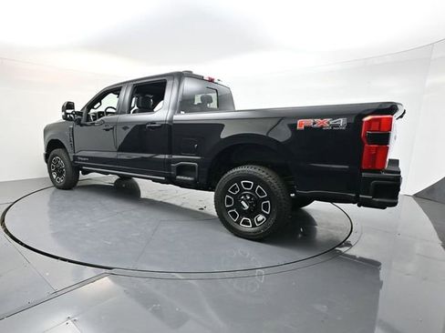Used 2026 Ford F250 Platinum AWD/4WD image 5