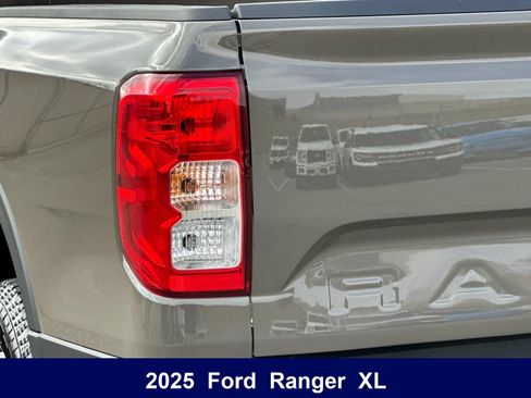 Used 2025 Ford Ranger XL w/ Trailer Tow Package RWD image 36
