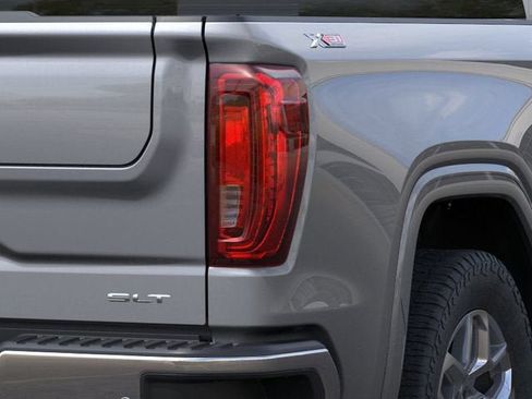 New 2026 GMC Sierra 1500 SLT w/ SLT Premium Plus Package AWD/4WD image 11
