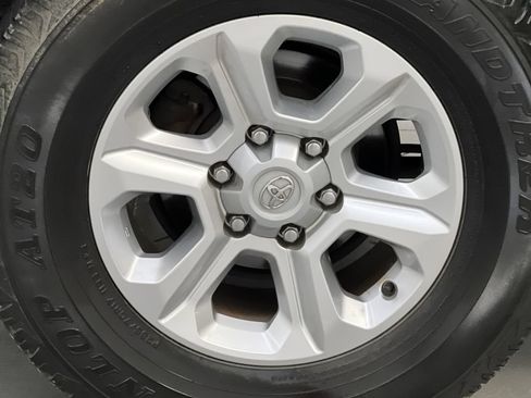 Used 2024 Toyota 4Runner SR5 RWD image 77