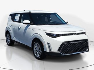 Used 2024 Kia Soul LX FWD video 3