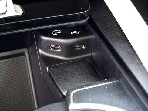 Used 2022 Mercedes-Benz GLE 350 image 13