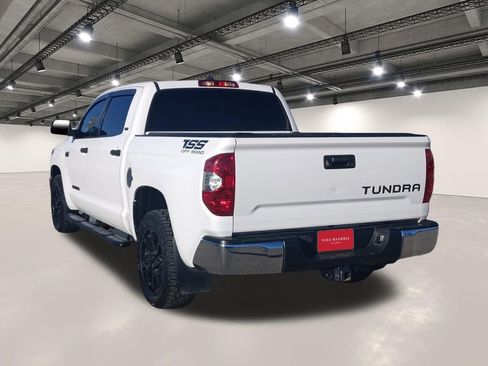 Used 2021 Toyota Tundra SR5 w/ SR5 Leather Package image 14