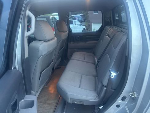 Used 2010 Honda Ridgeline RT image 11