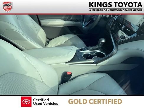 Used 2023 Toyota Camry XLE w/ Cold Weather Package image 8