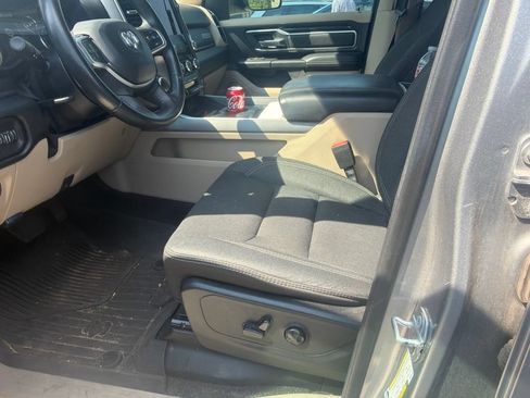 Used 2019 RAM 1500 Big Horn RWD image 9