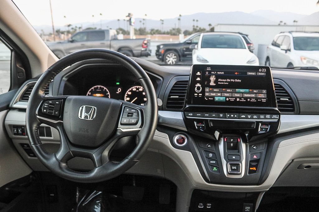 Used 2025 Honda Odyssey EX-L image 14