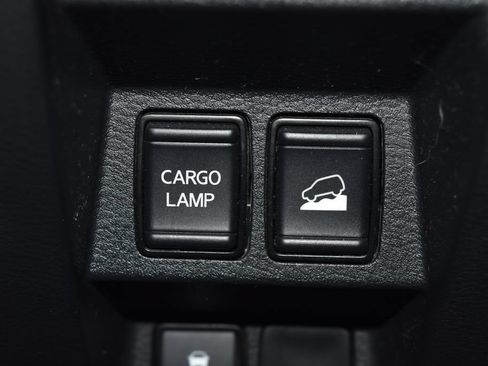 Certified 2022 Nissan Frontier SV AWD/4WD image 18