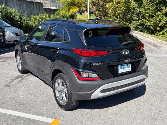 Used 2023 Hyundai Kona SEL AWD/4WD image 3