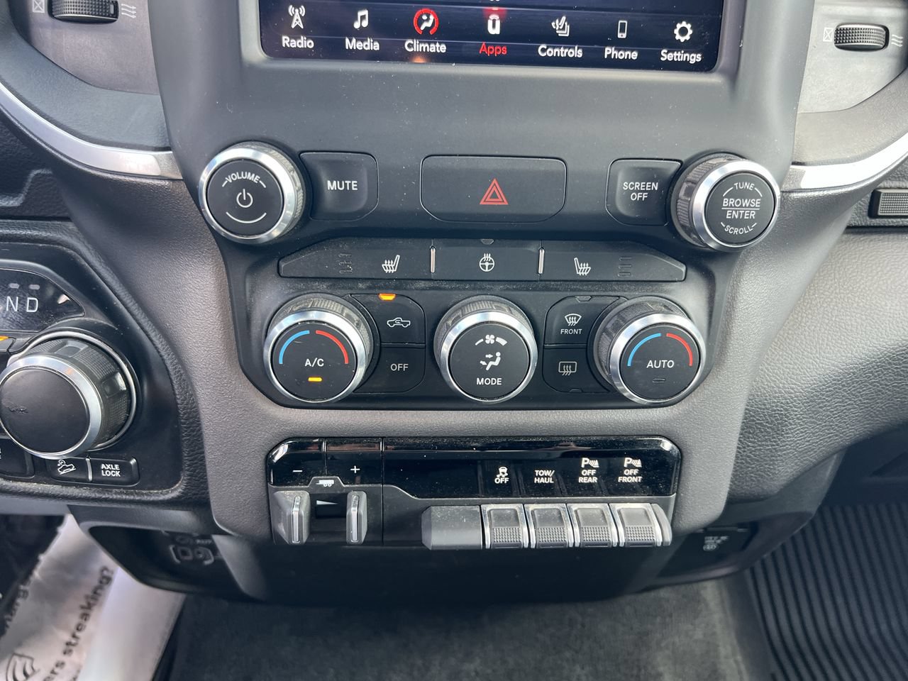Used 2021 RAM 1500 Big Horn AWD/4WD image 29