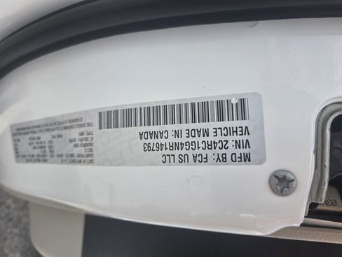 Used 2022 Chrysler Pacifica Limited FWD image 14