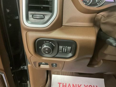 Used 2020 RAM 1500 Laramie image 16