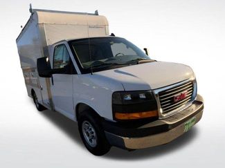 New 2025 GMC Savana 3500 w/ Power Convenience Package RWD video 3