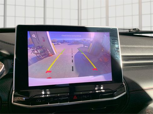 Used 2023 Jeep Compass Trailhawk image 24