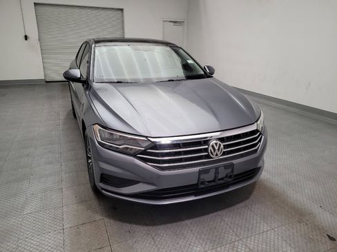 Used 2021 Volkswagen Jetta SE FWD image 14