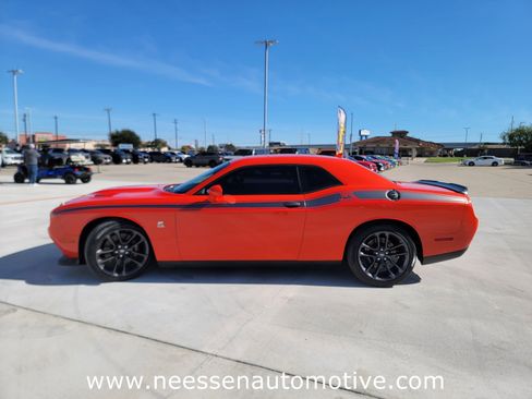 Used 2022 Dodge Challenger R/T Scat Pack image 4