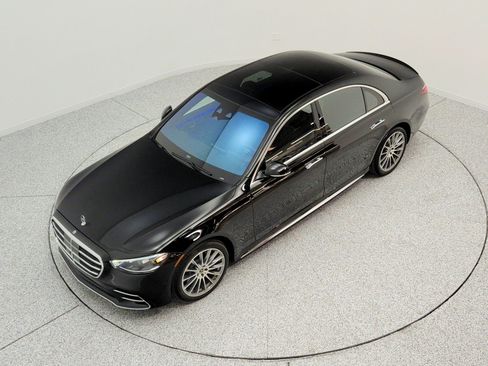 Certified 2023 Mercedes-Benz S 580 4MATIC Sedan image 23