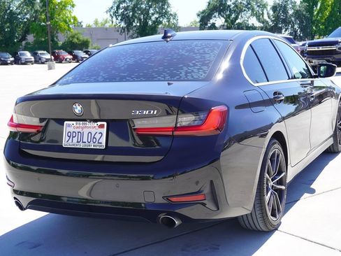 Used 2021 BMW 330i Sedan RWD image 9